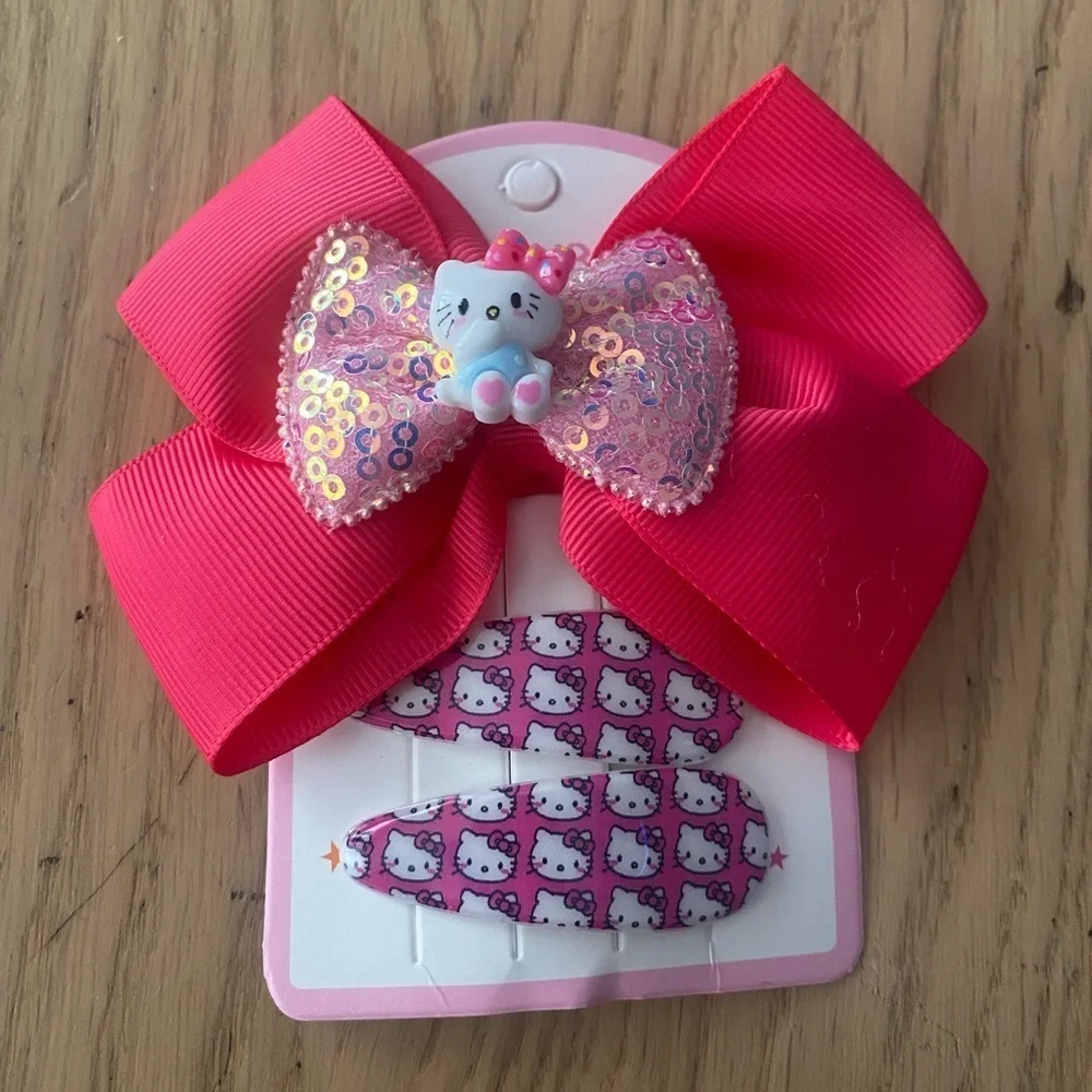 🆕 Hello Kitty Hair Bow + Hair Clips 🆕